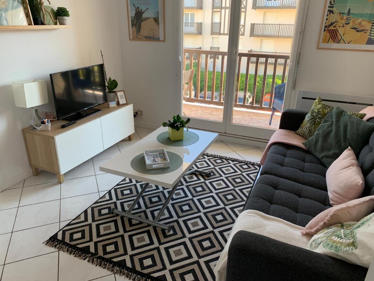 Apartamento Fleur Marine 8 Cabourg Exterior foto